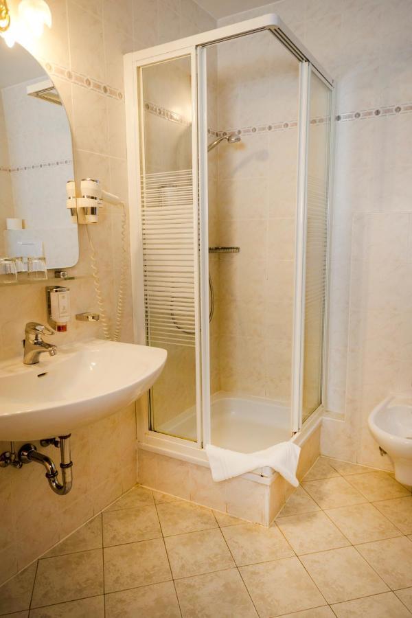 Hotel Marlingerhof Екстериор снимка